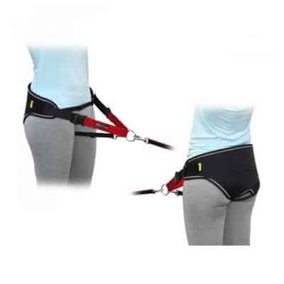 Avec une ceinture et baudrier